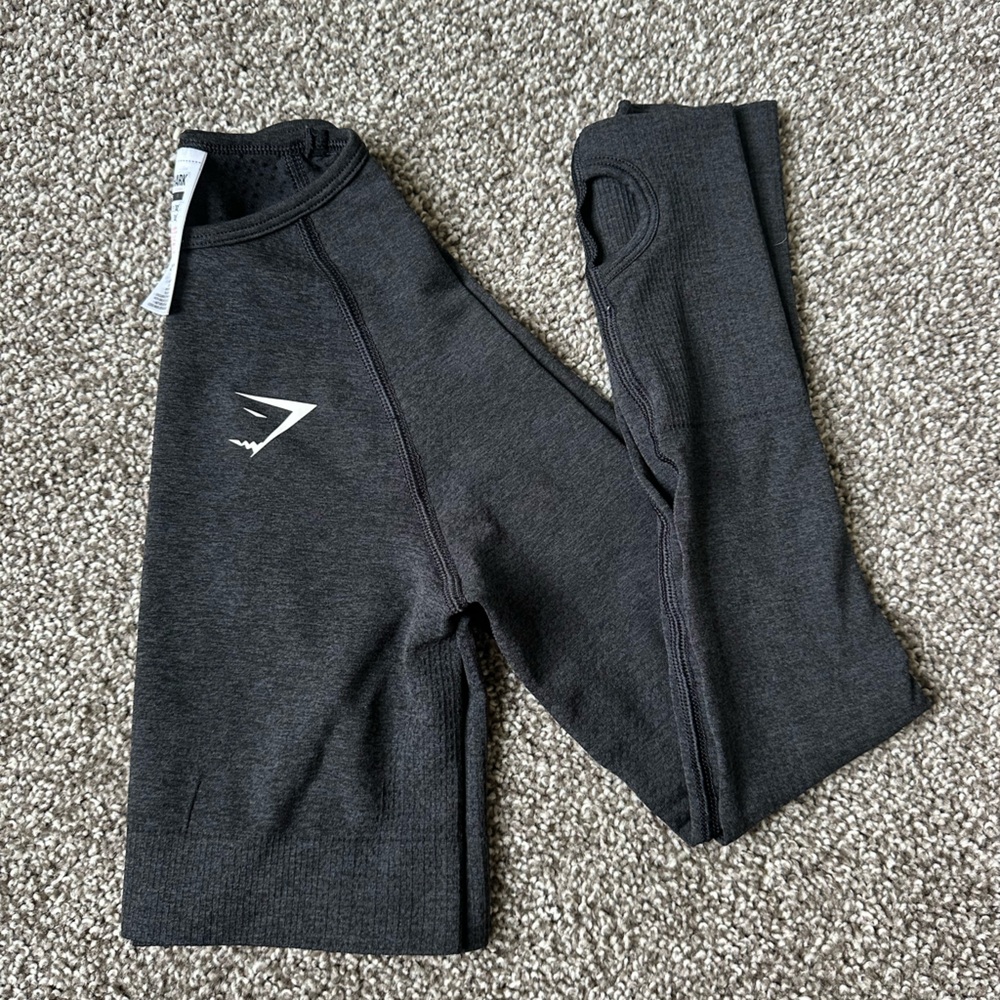 Gymshark Vital Seamless Cropped Long Sleeve With Thumb Holes | Black, XS